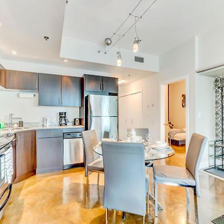 Luxury 2Br Condo - King Bed - Stunning City Views YYC Exteriér fotografie