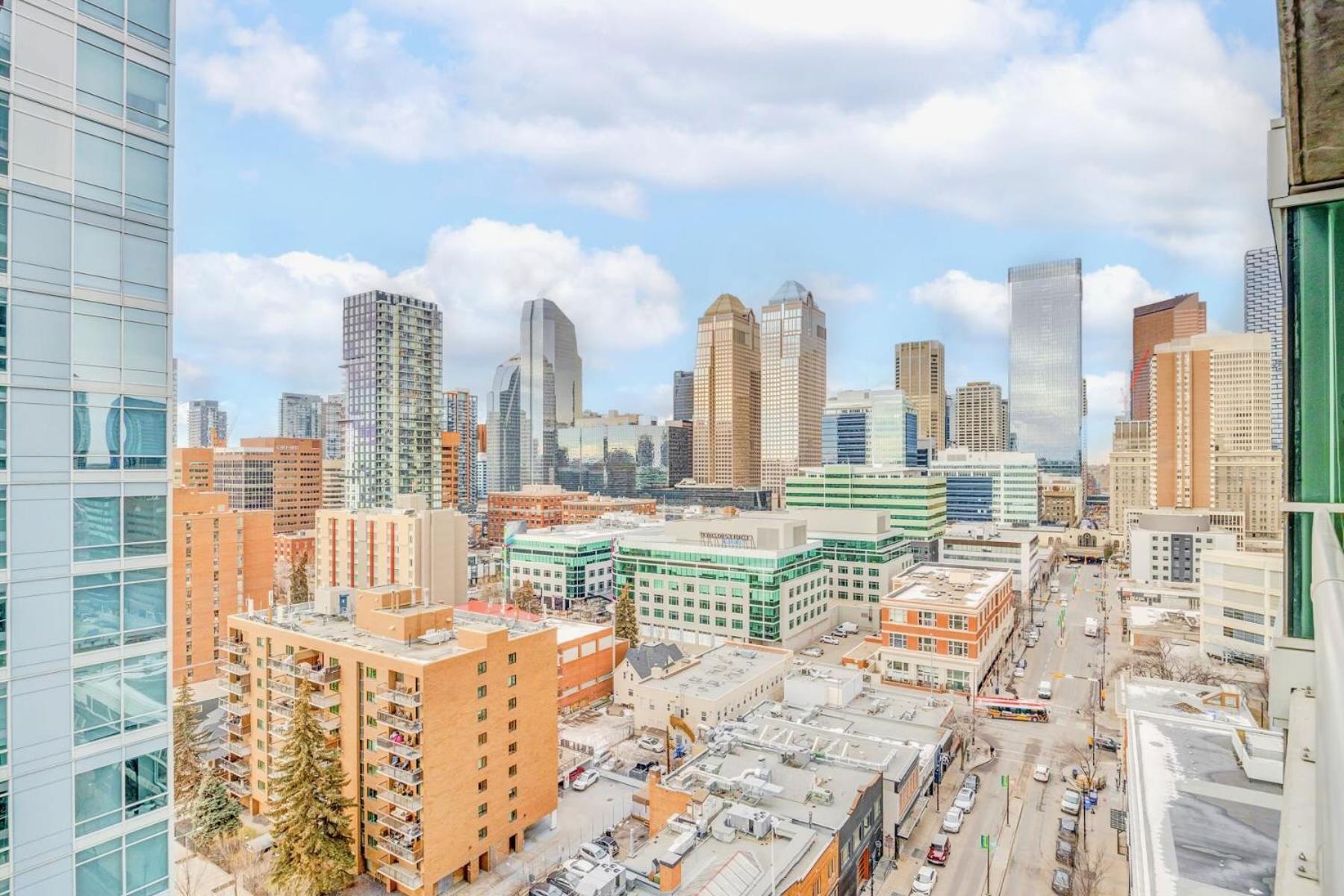 Luxury 2Br Condo - King Bed - Stunning City Views YYC Exteriér fotografie